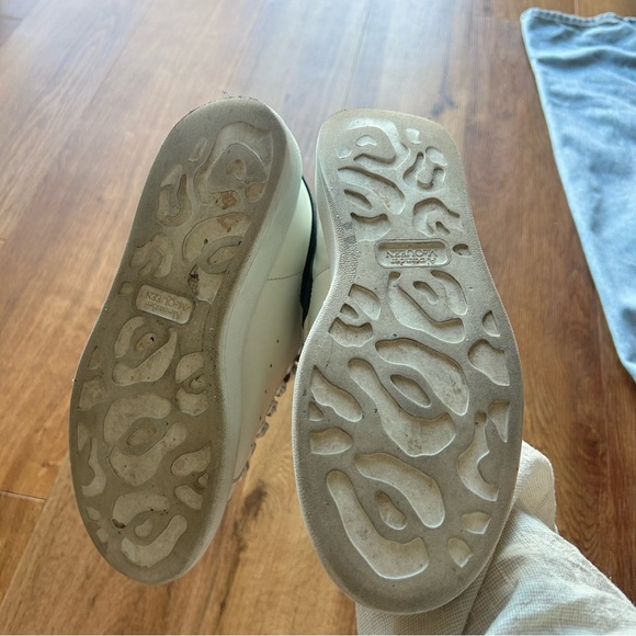 Alexander McQueen Platform Sneakers Women’s 38 1/2 EU / 8.5 US in White/Black - Picture 6 of 9